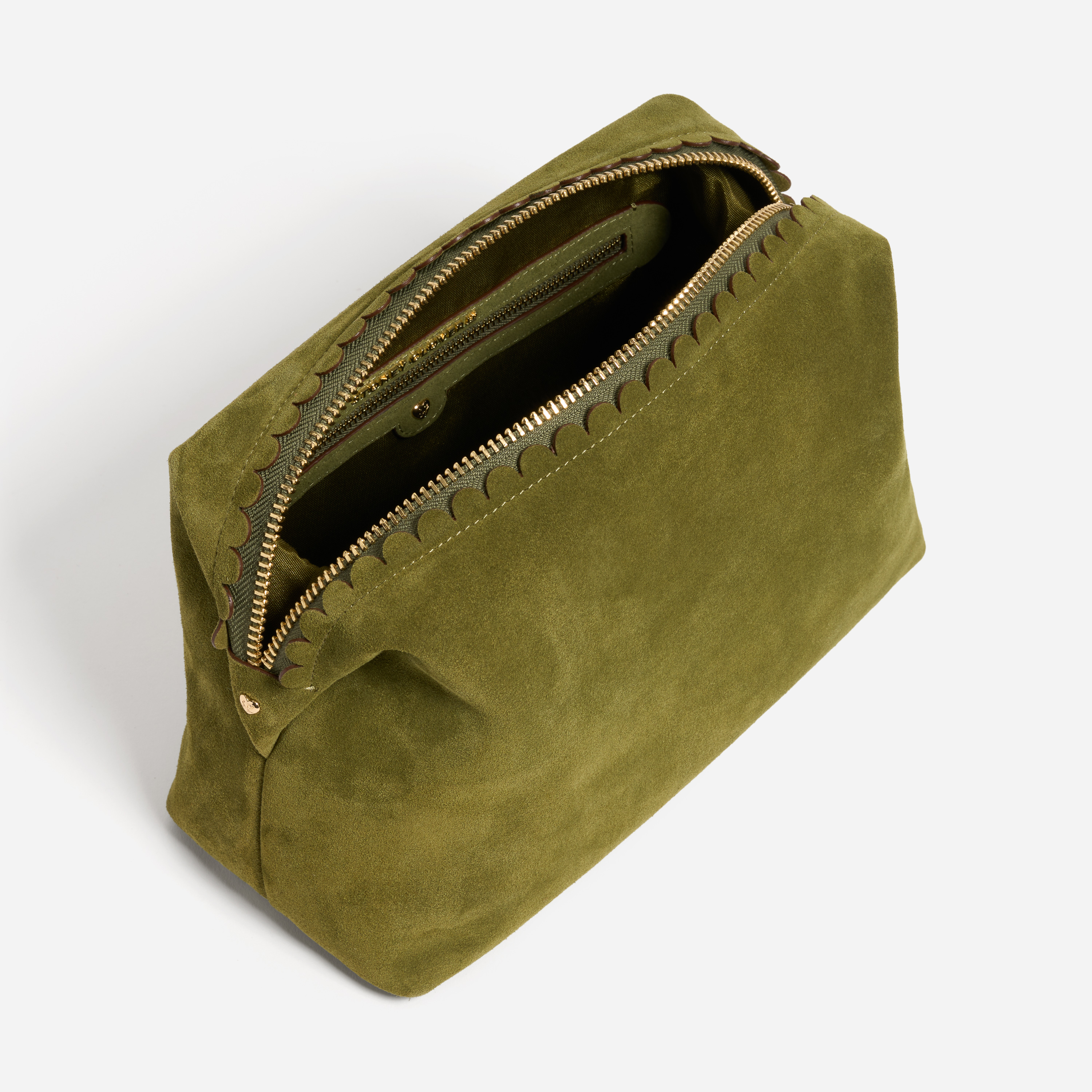 Henrietta Pouch 26