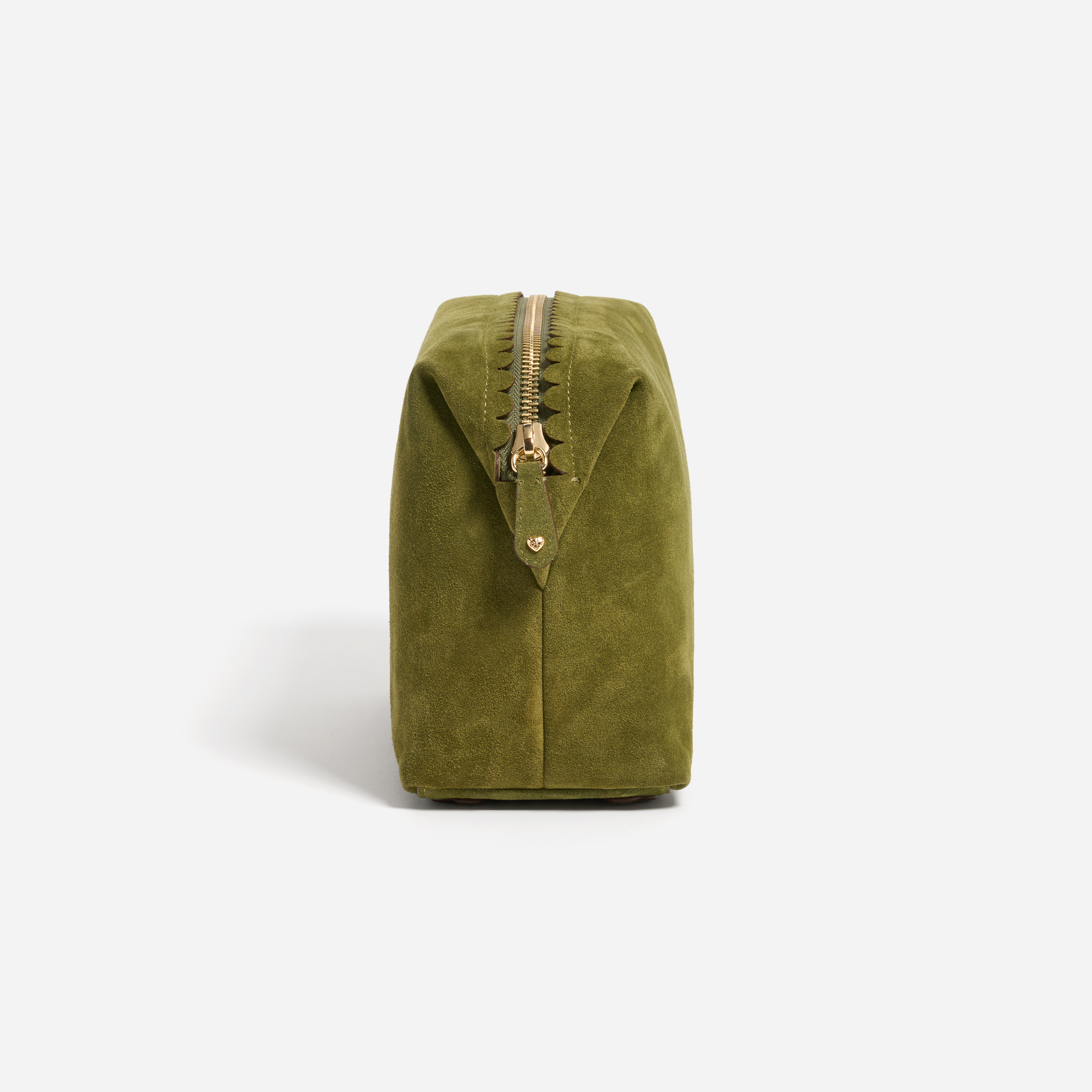 Henrietta Pouch 26