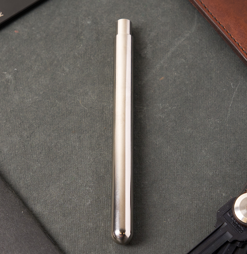 Pen Type-B Sleek Silhouette 