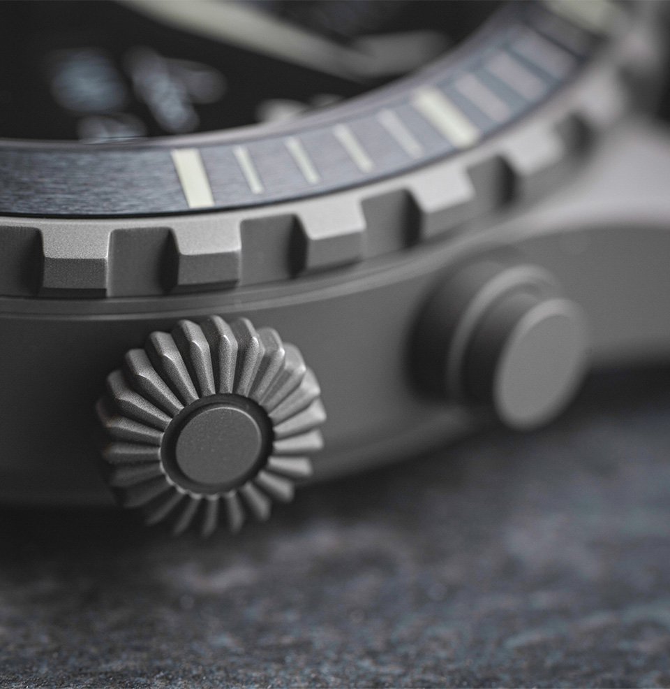 Kiel Sport Chronograph Oversized Diamond Crown