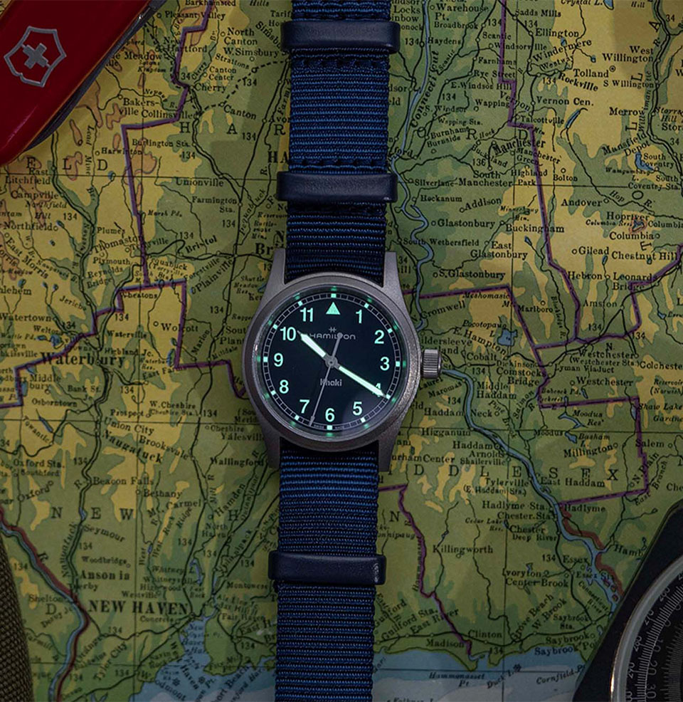 Khaki Field Quartz 33mm Superluminova on the numerals