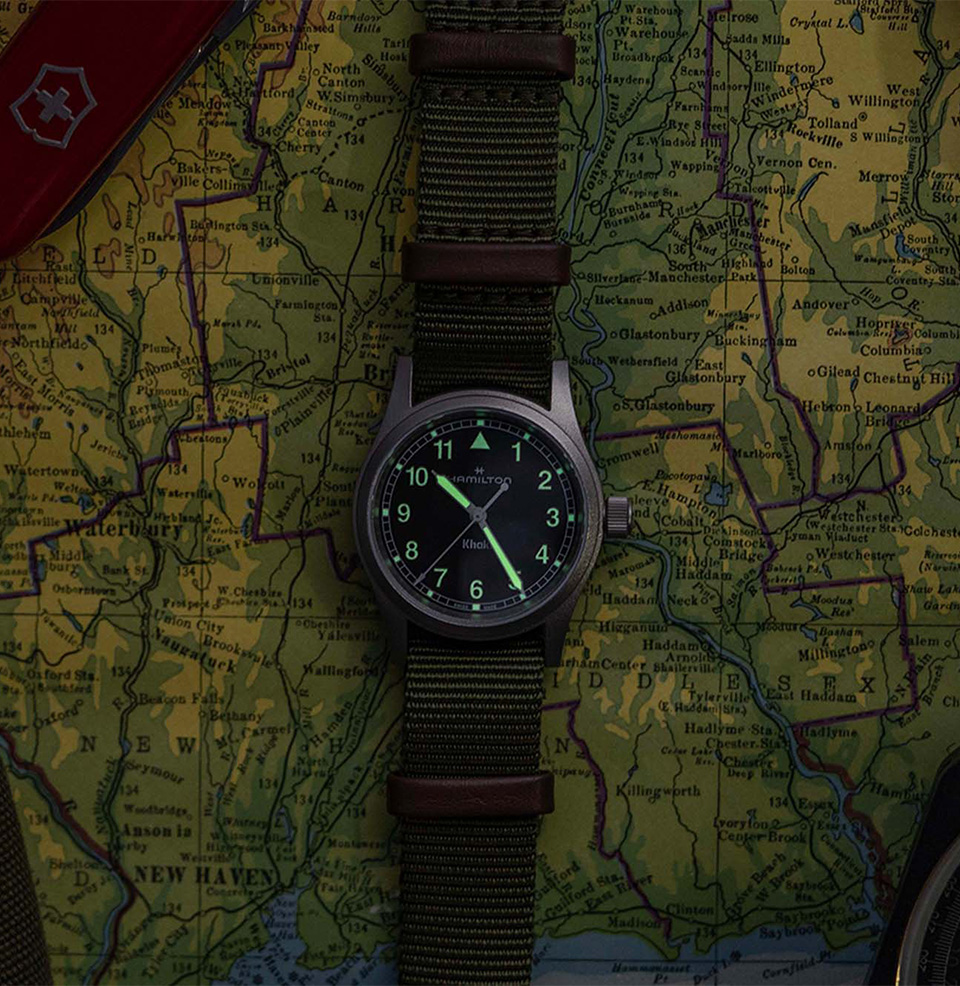 Khaki Field Quartz 33mm Superluminova on the numerals