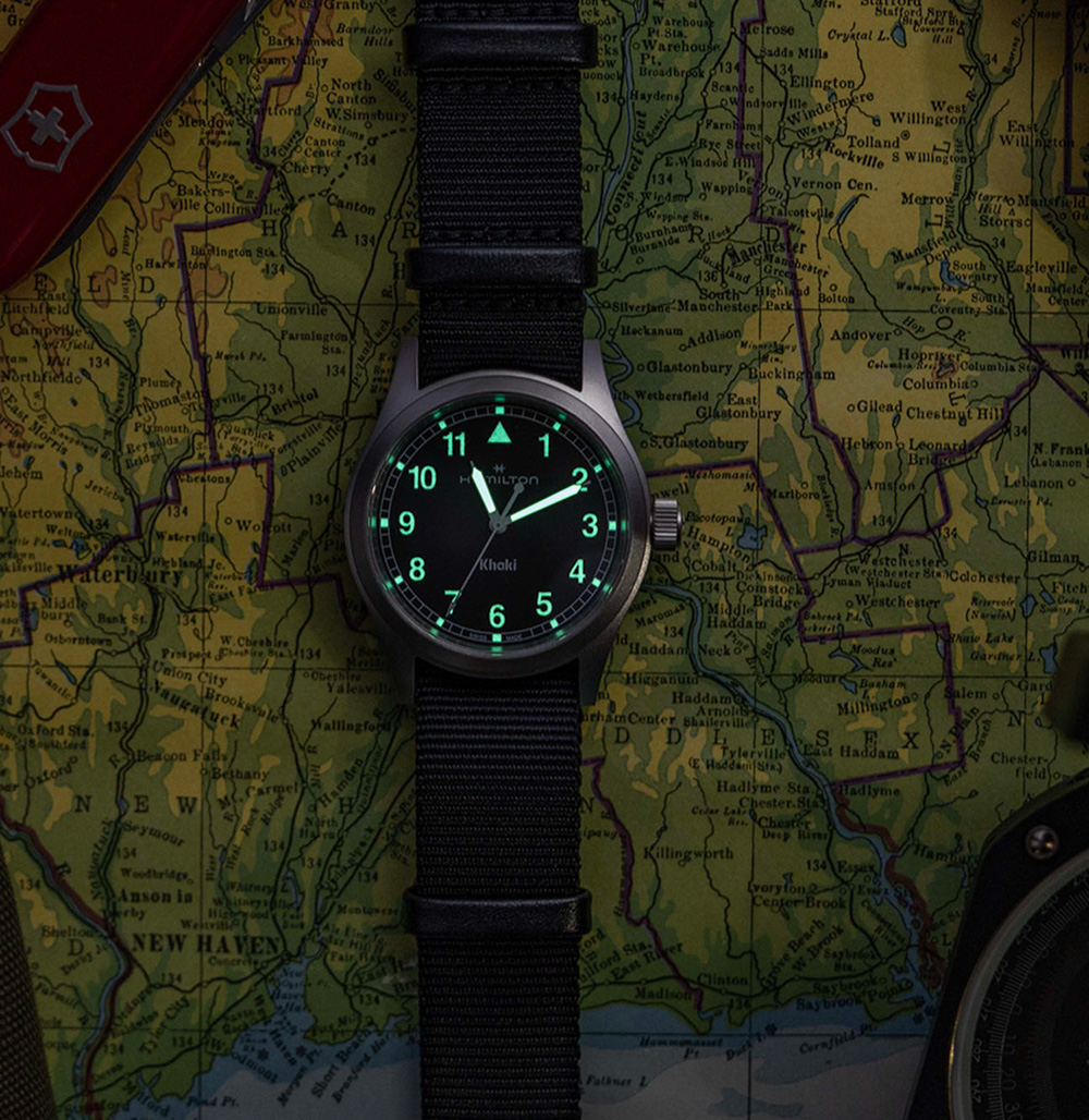 Khaki Field Quartz 38mm Superluminova on the numerals