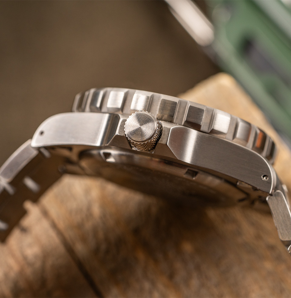 Original Search and Rescue with Date (OSAR-D) 14mm case thickness