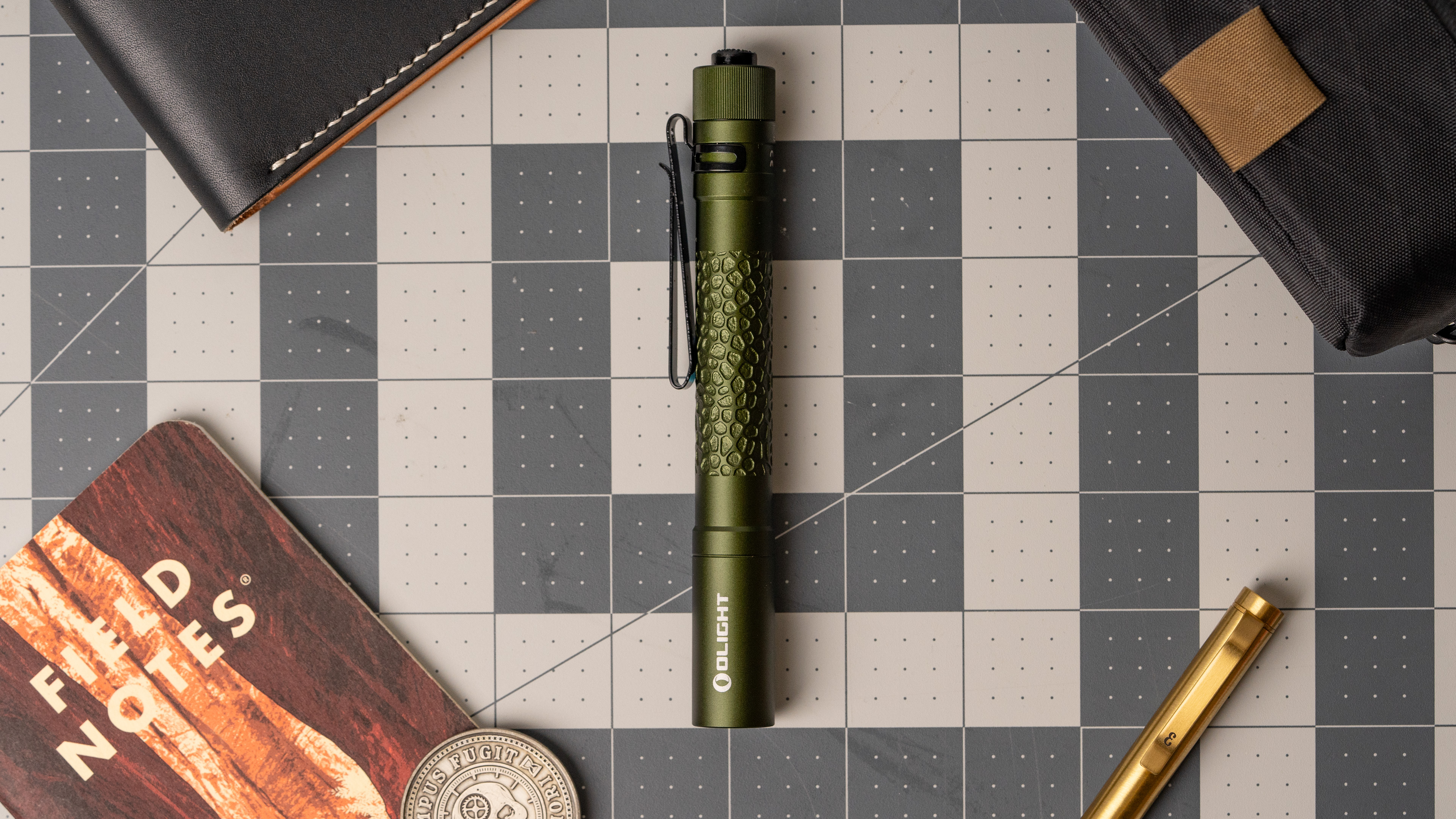 i5T Plus EDC Flashlight – Windup Watch Shop