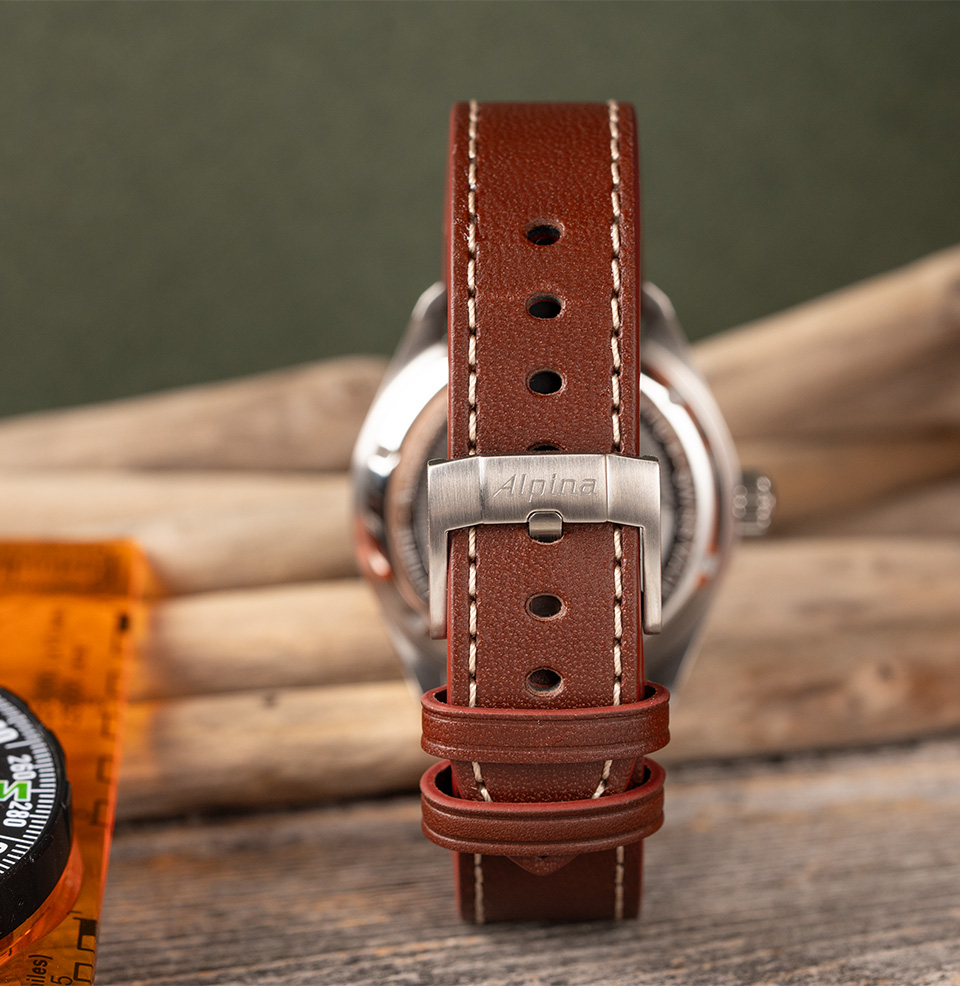 Alpiner 4 Automatic Alpina-Branded Leather Strap