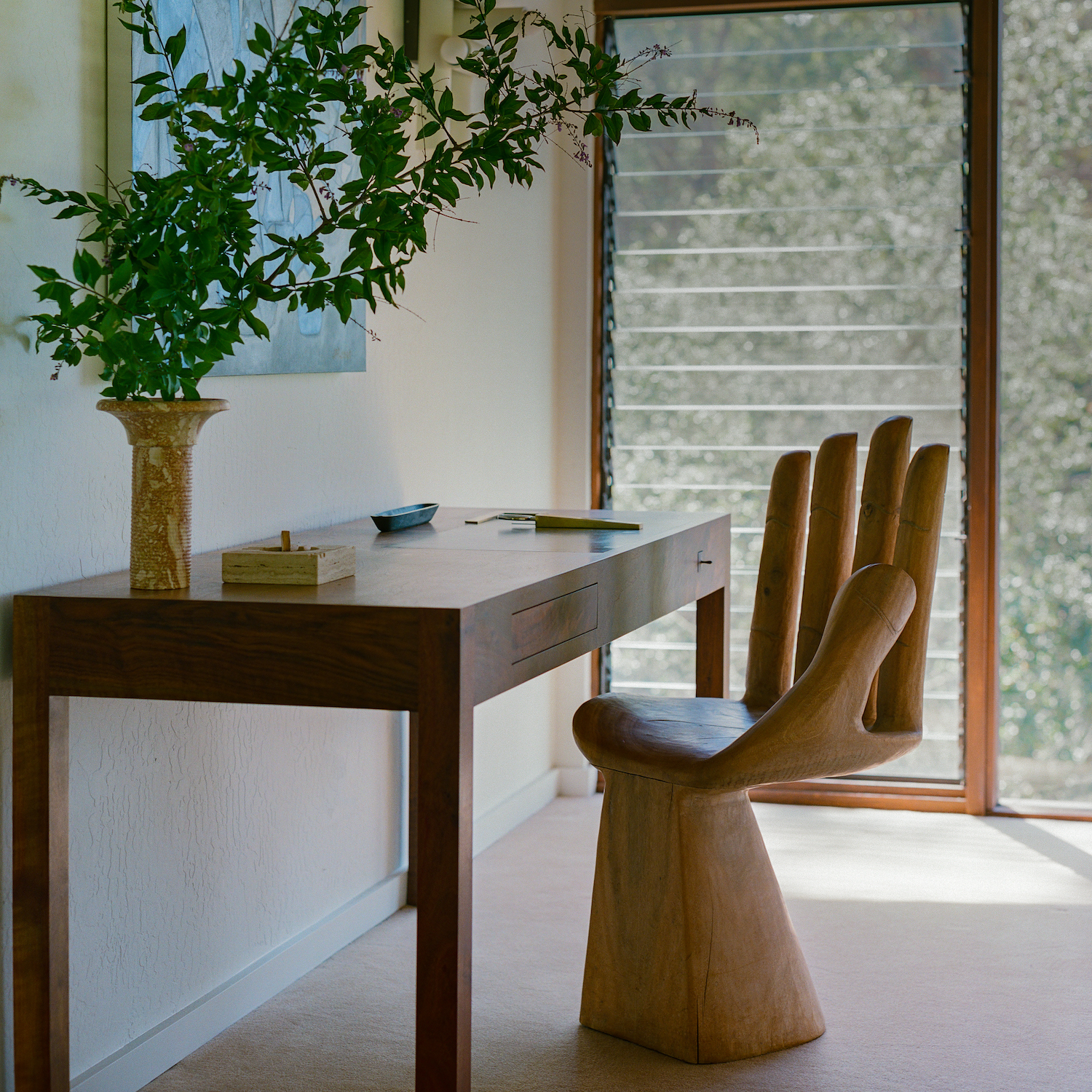 Photography by Ori Harpaz. Interior by Studio Preveza.