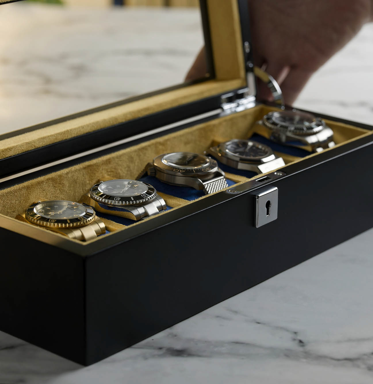 Monte Carlo 5-Slot Collector Box Felt interior