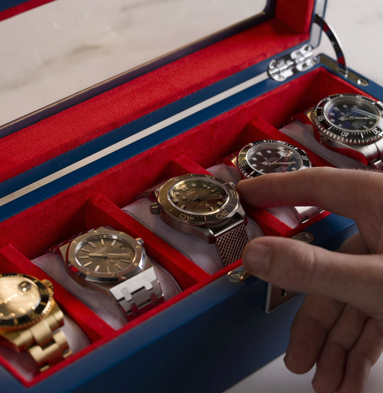 Monte Carlo 5-Slot Collector Box Monte Carlo 5-Slot Collector Box