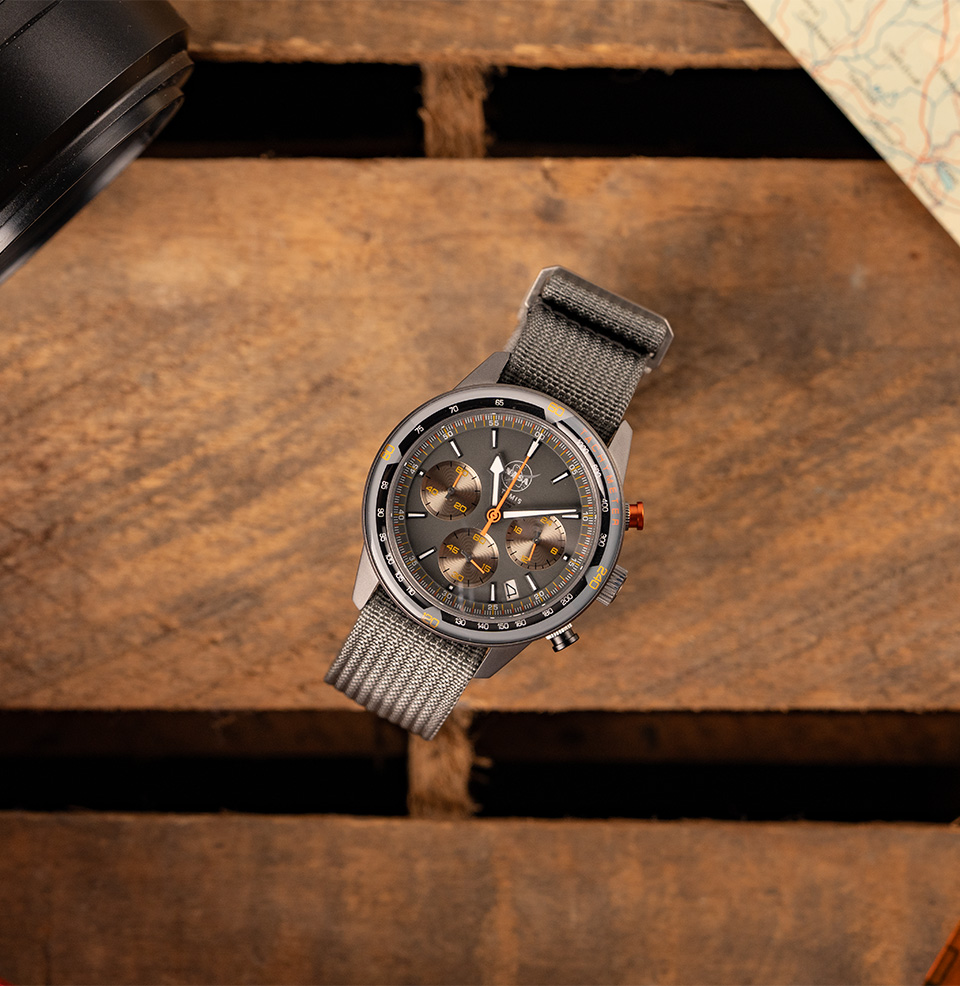 Ribbed Mesa Lets your watch be the star