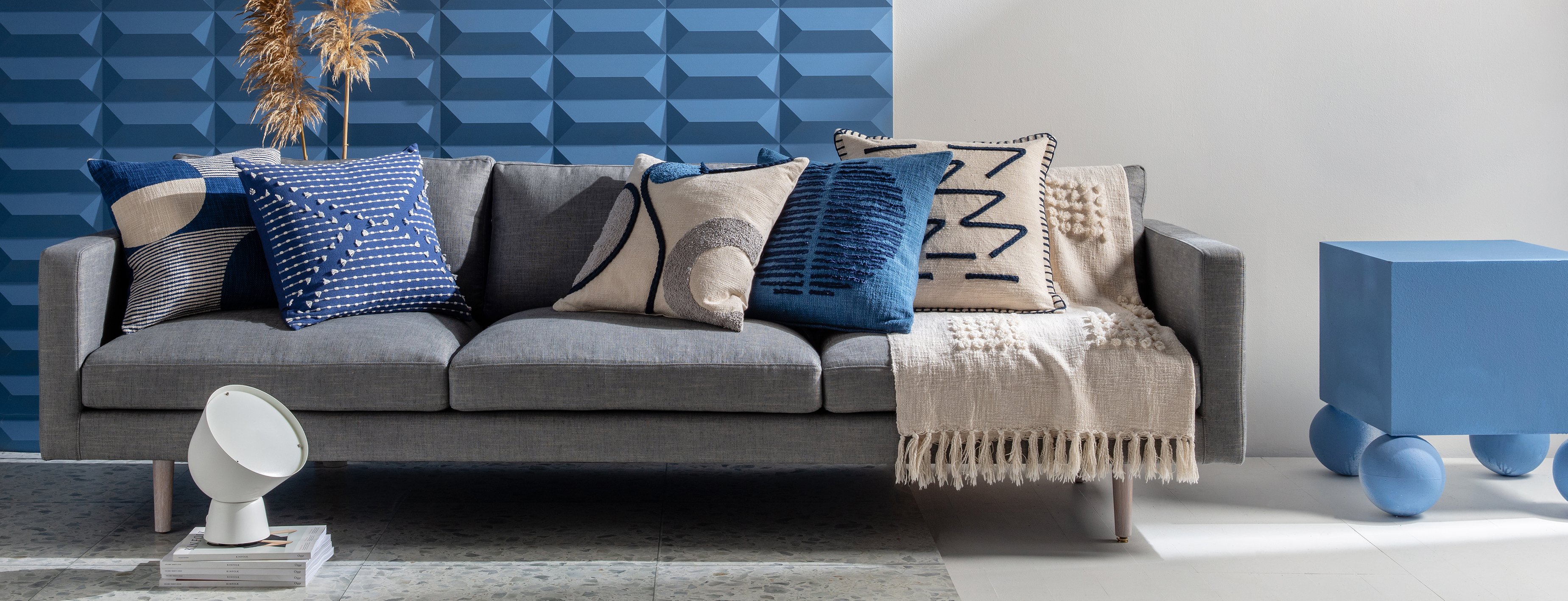 Hunter Cushion
