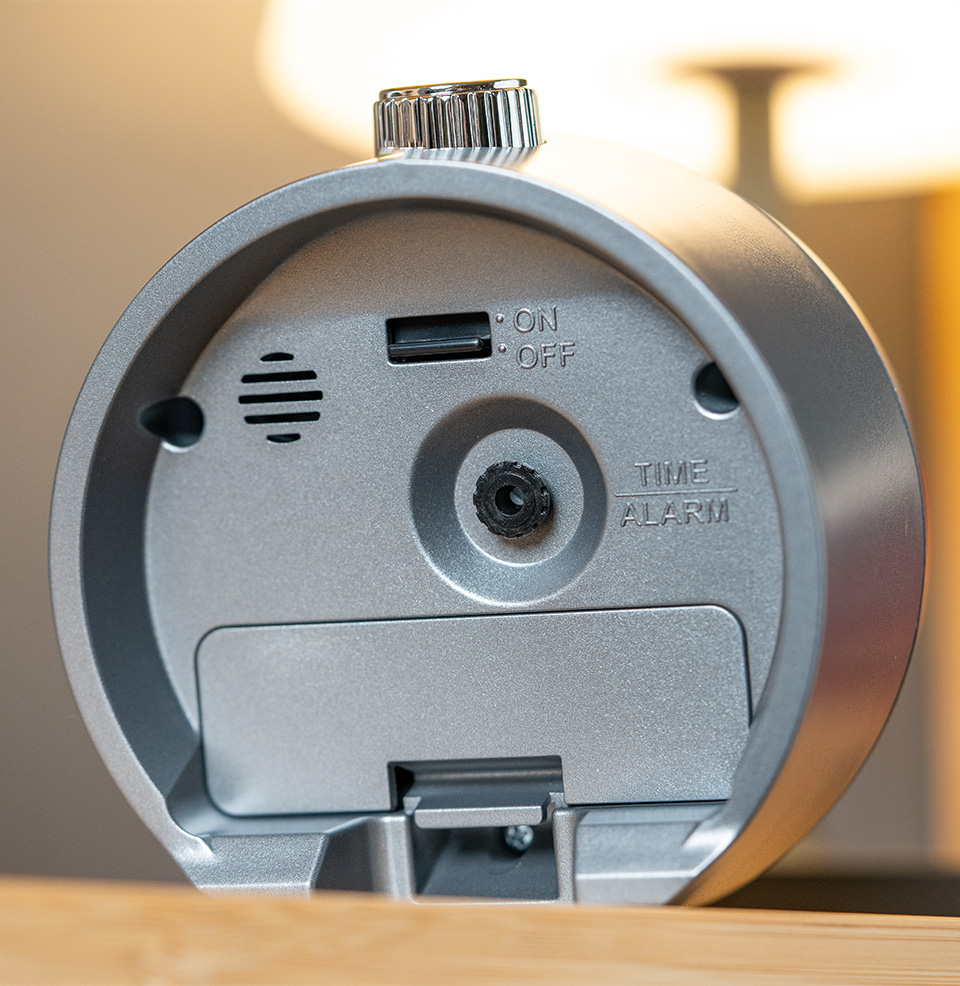 Mai Modern Rotating Bezel Alarm Clock Seiko Quartz Clock Mechanism