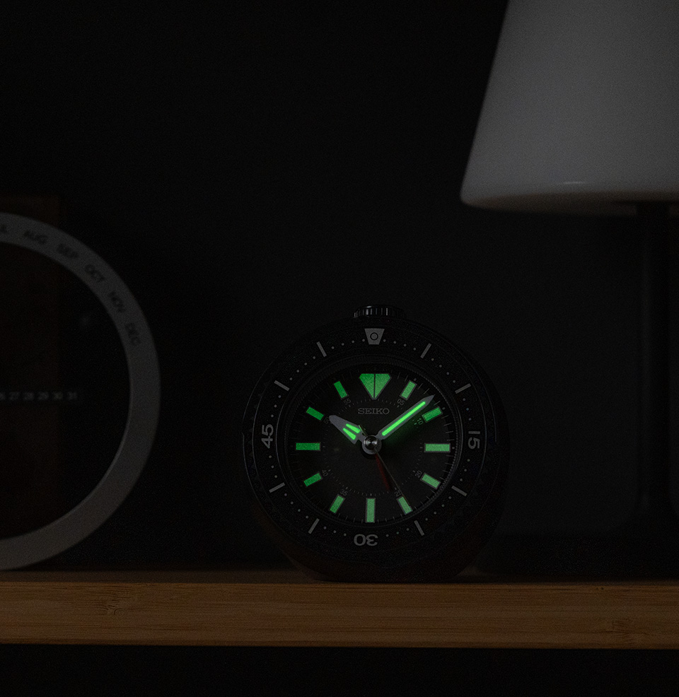 Mai Modern Rotating Bezel Alarm Clock Luminous Paint