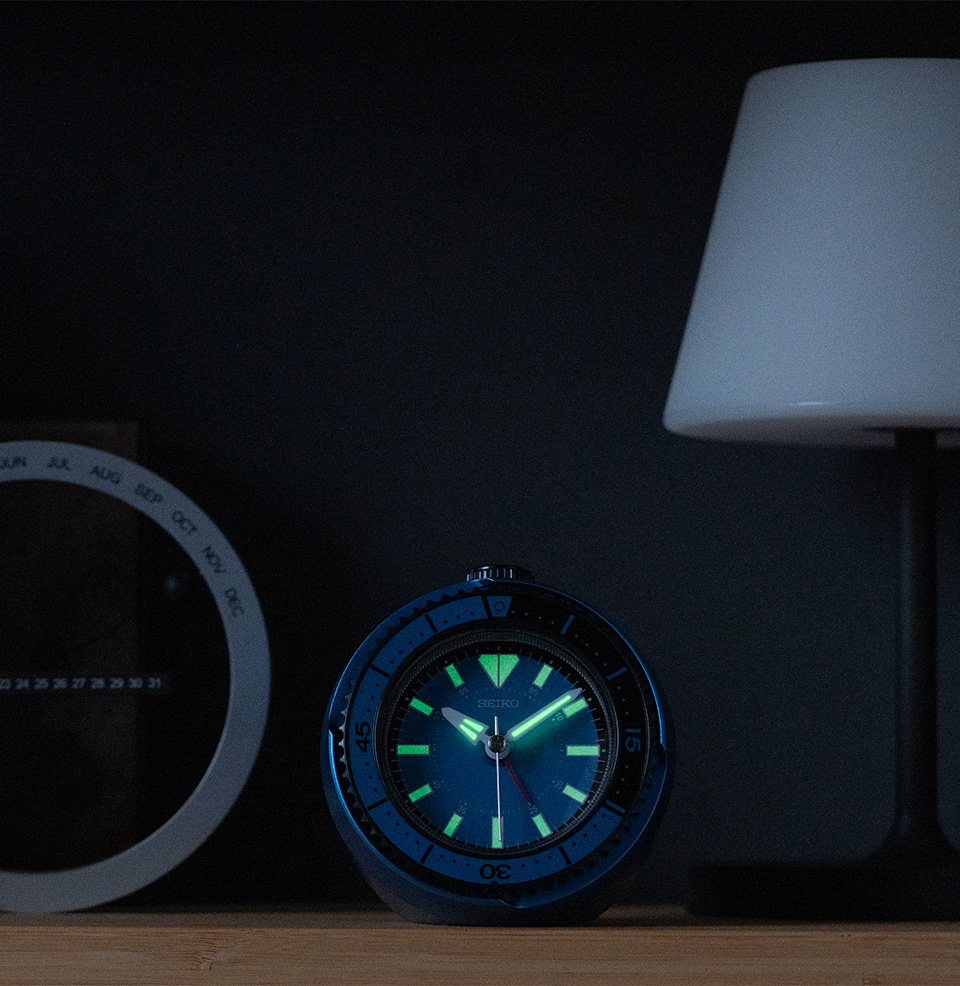 Mai Modern Rotating Bezel Alarm Clock Luminous Paint