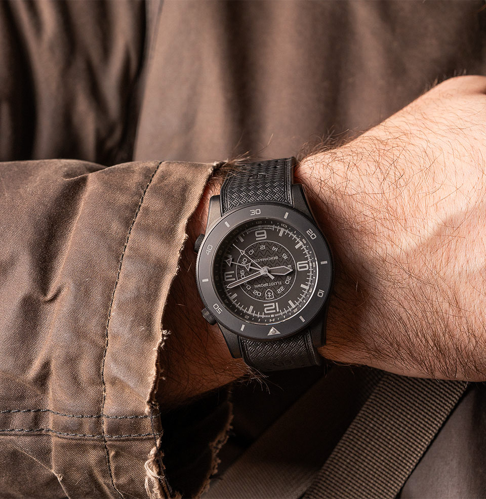 Beachmaster Professional 40mm Sandblasted PVD Case