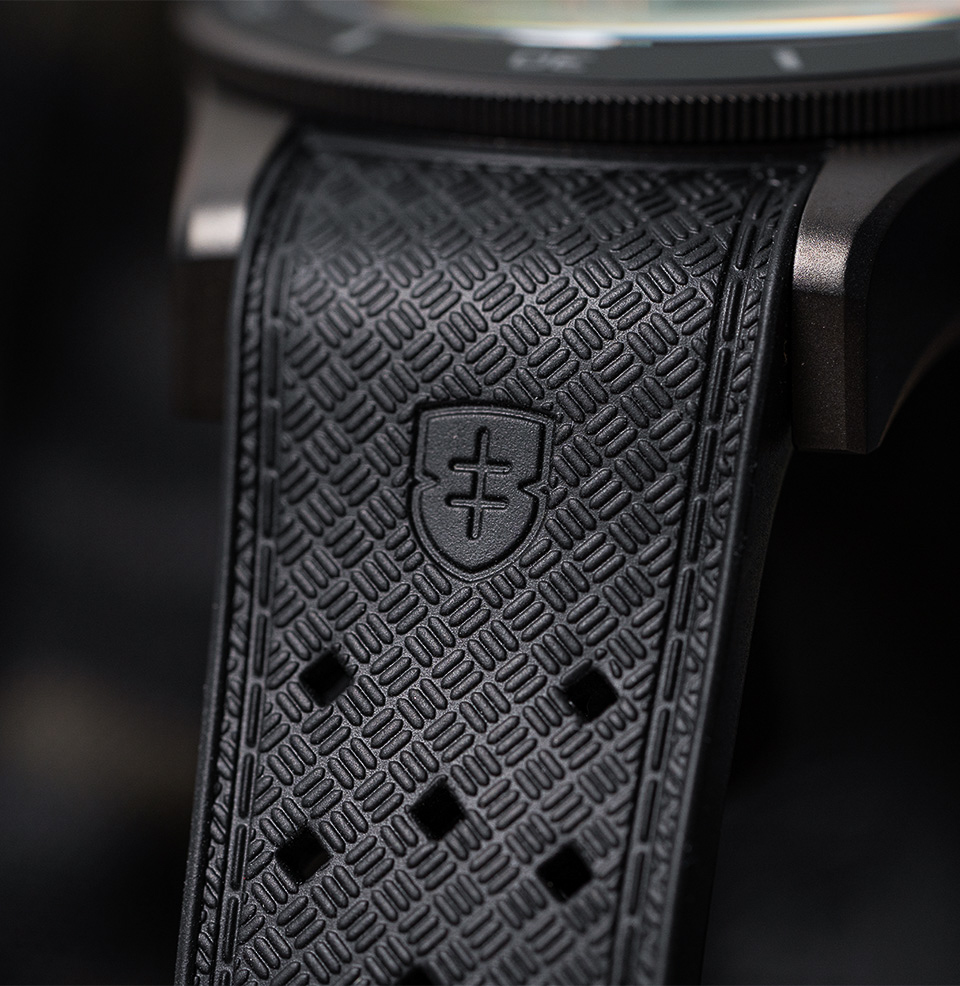 Beachmaster Professional Tropic-Style Rubber Strap