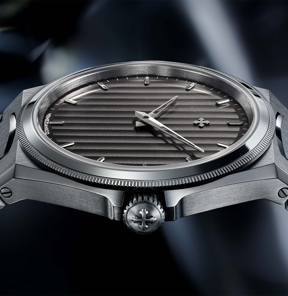 Arsenale 40 Thin Case Profile