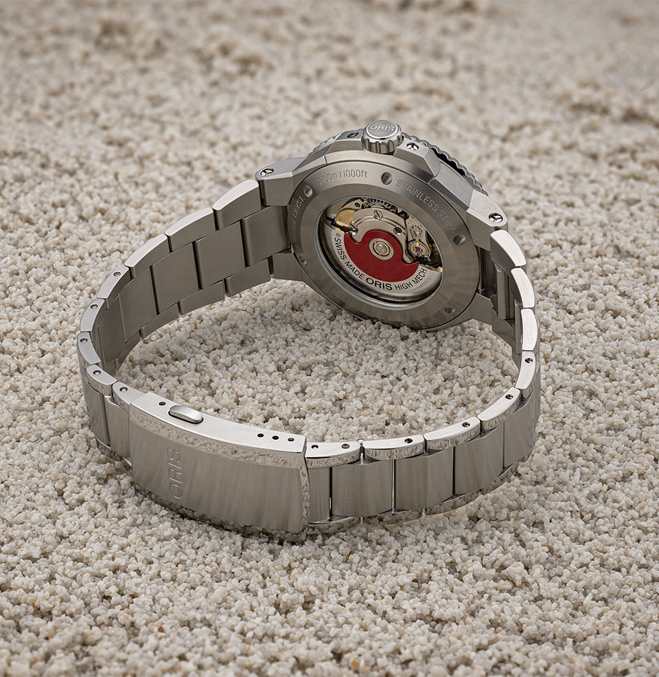 Aquis Date 41.5mm (2024) Oris Caliber 733-1 Movement