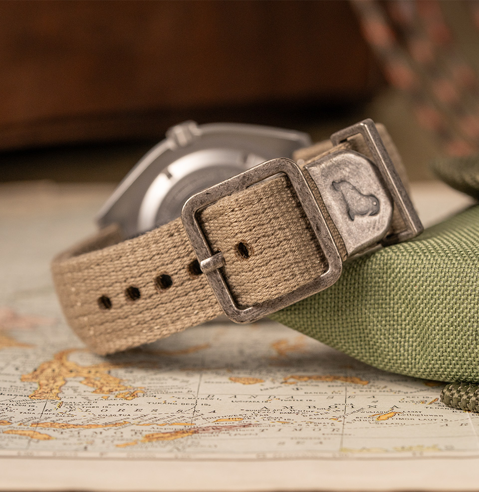 Vintage Military 2-Piece Straps Unique Metal Hardware