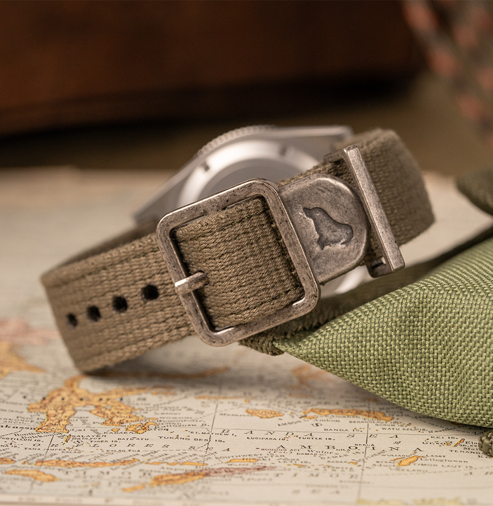 Vintage Military 2-Piece Straps Unique Metal Hardware