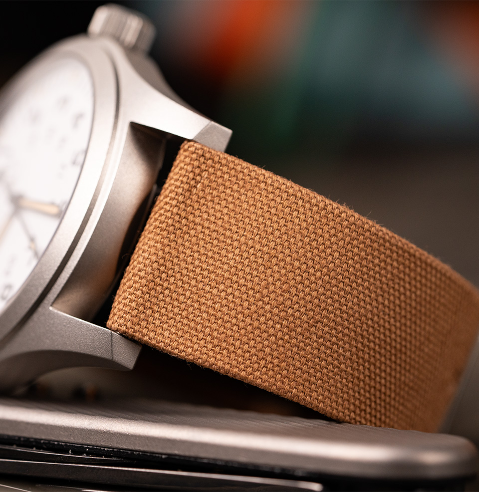 Fine Canvas Strap Roasted Tea color