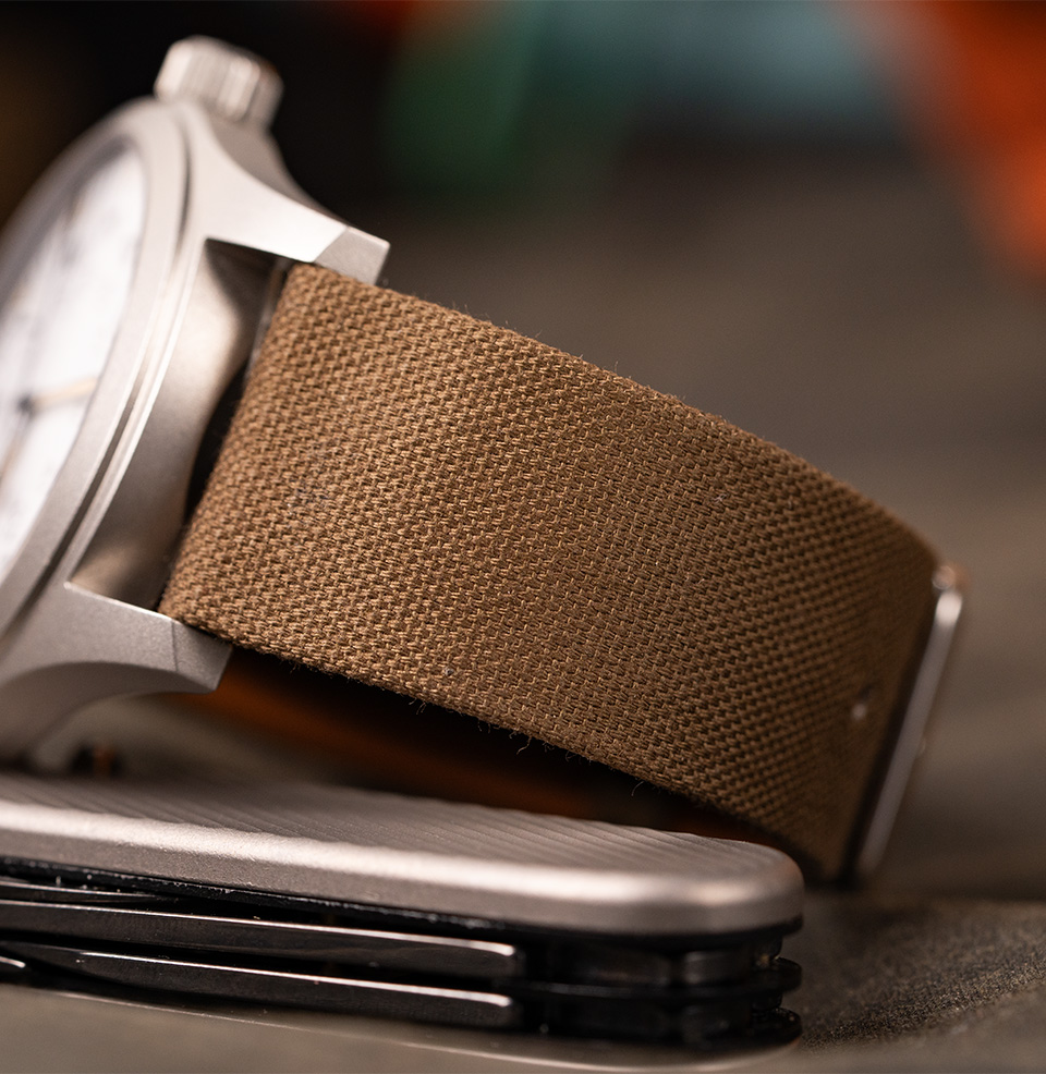 Fine Canvas Strap Pine Khaki Color