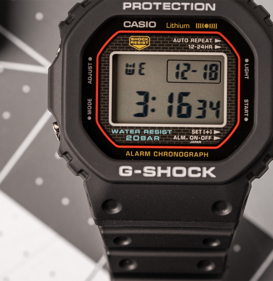 G-Shock DW5000R-1A Origin Classic Dial