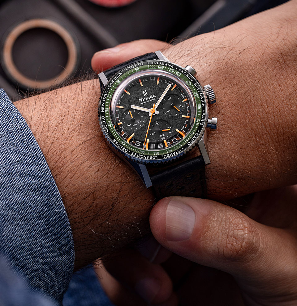 Chronoking Mecaquartz Interchangeable Bezel Dual-Tone Green Bezel