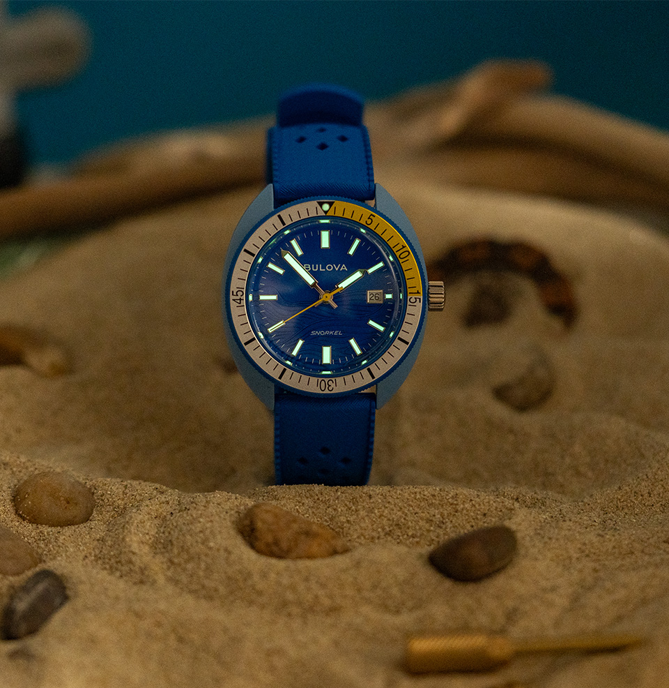 Snorkel Collection Bright Lumed Markers and Hands