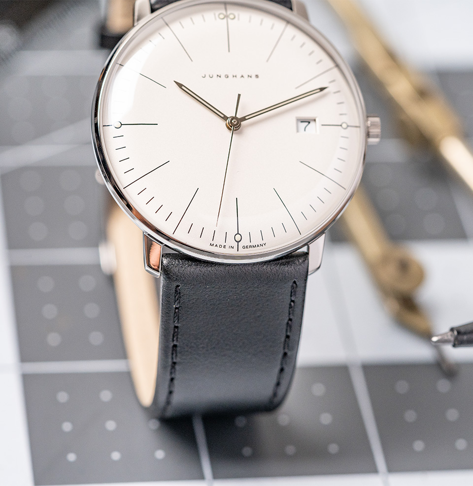 Max Bill Quarz Polished steel hands