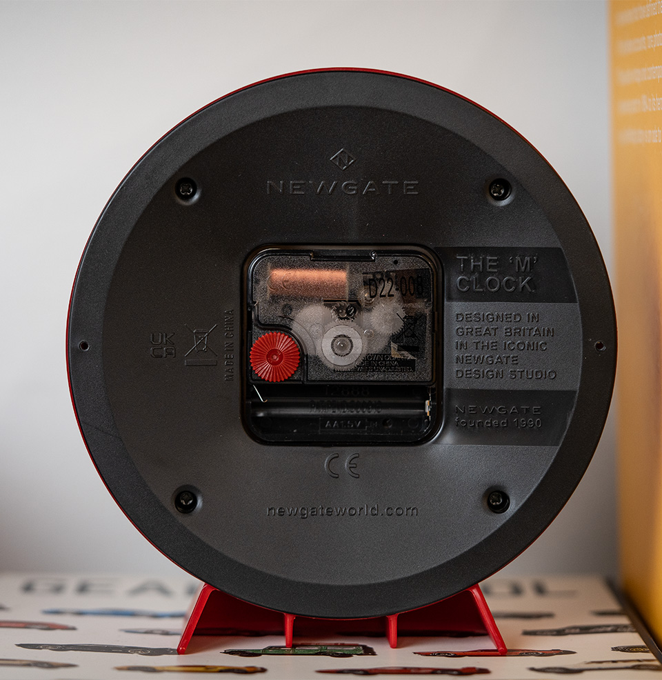 M Mantel Railway Clock Uses one double a Battery