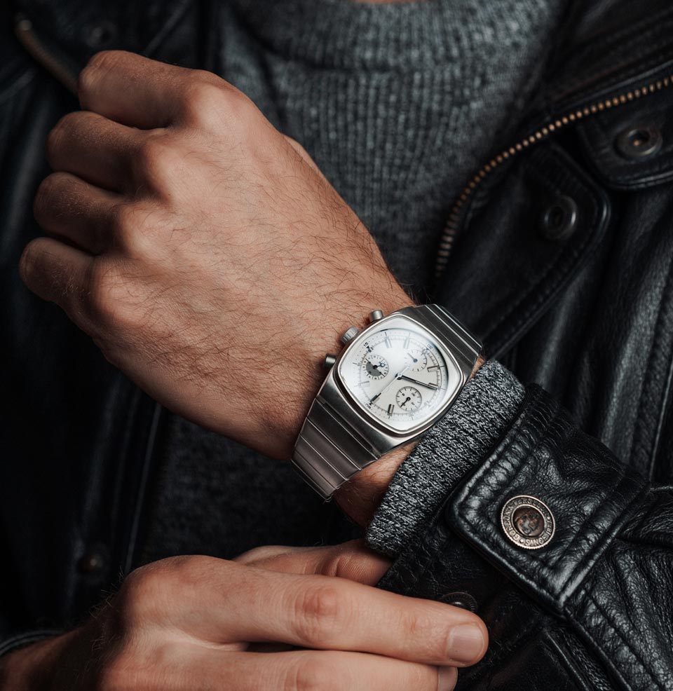 Brew x Worn & Wound Metric Chrono Regulator Lumint Sleek Style