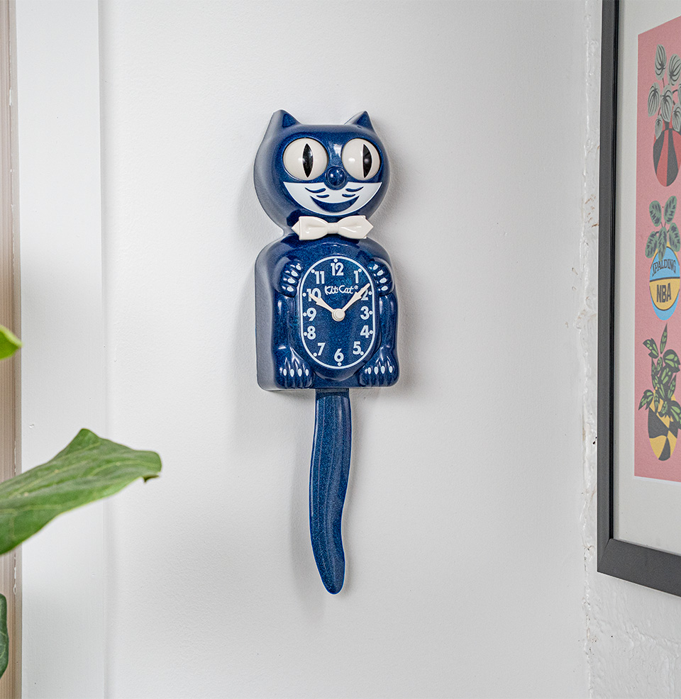 Kit-Cat Klock White lettering and accents