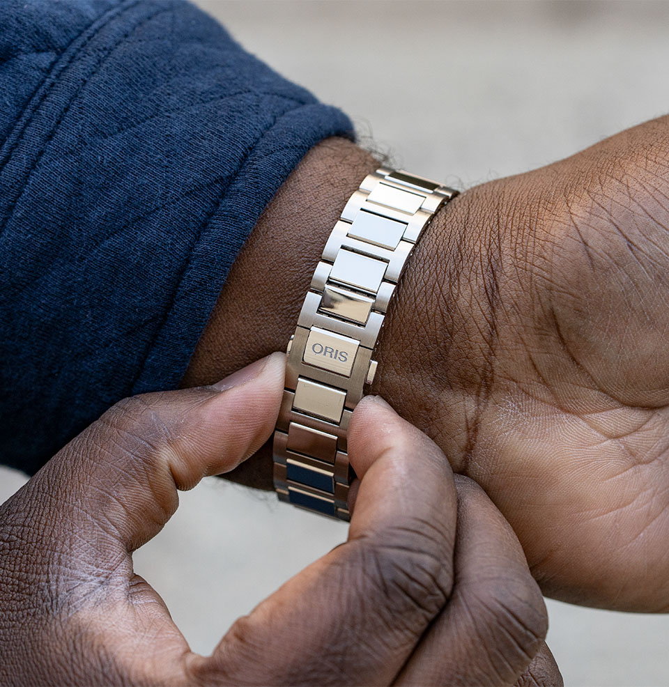 Big Crown Pointer Date Calibre 403 (2025) Signed Butterfly Clasp