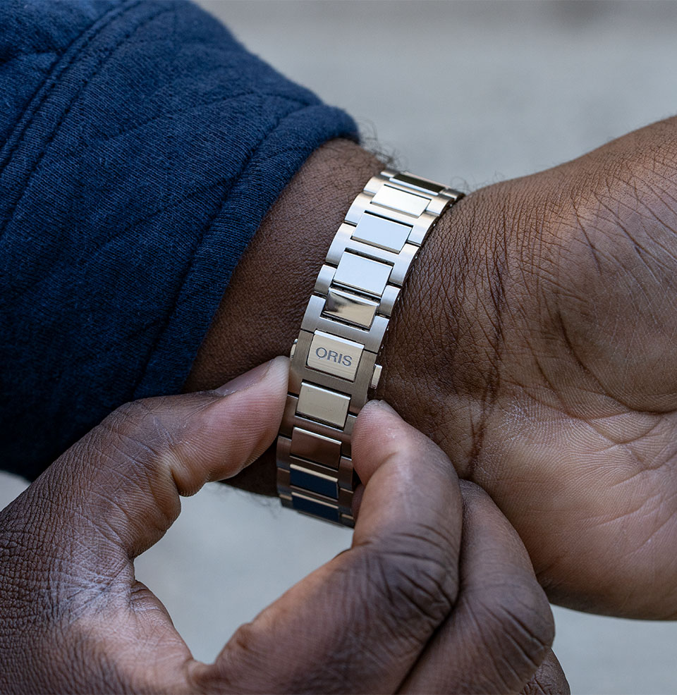 Big Crown Pointer Date Calibre 403 (2025) Signed Butterfly Clasp