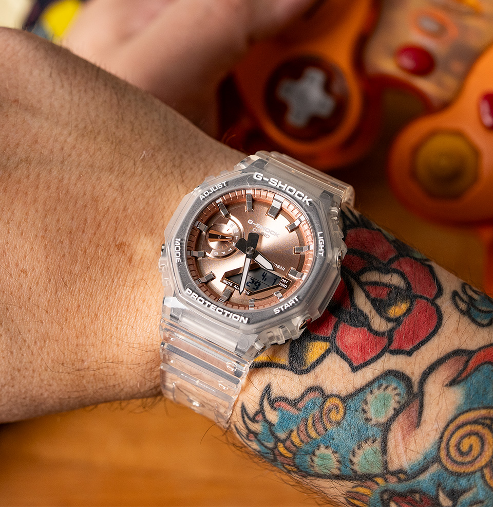 Bright Metallic GA2100BM 45.4mm on a 7.5