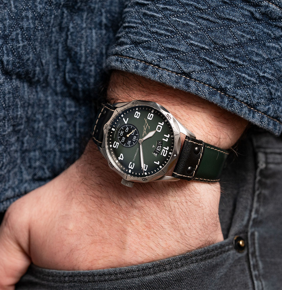 Meister Pilot Automatic 43.3mm on a 7.5