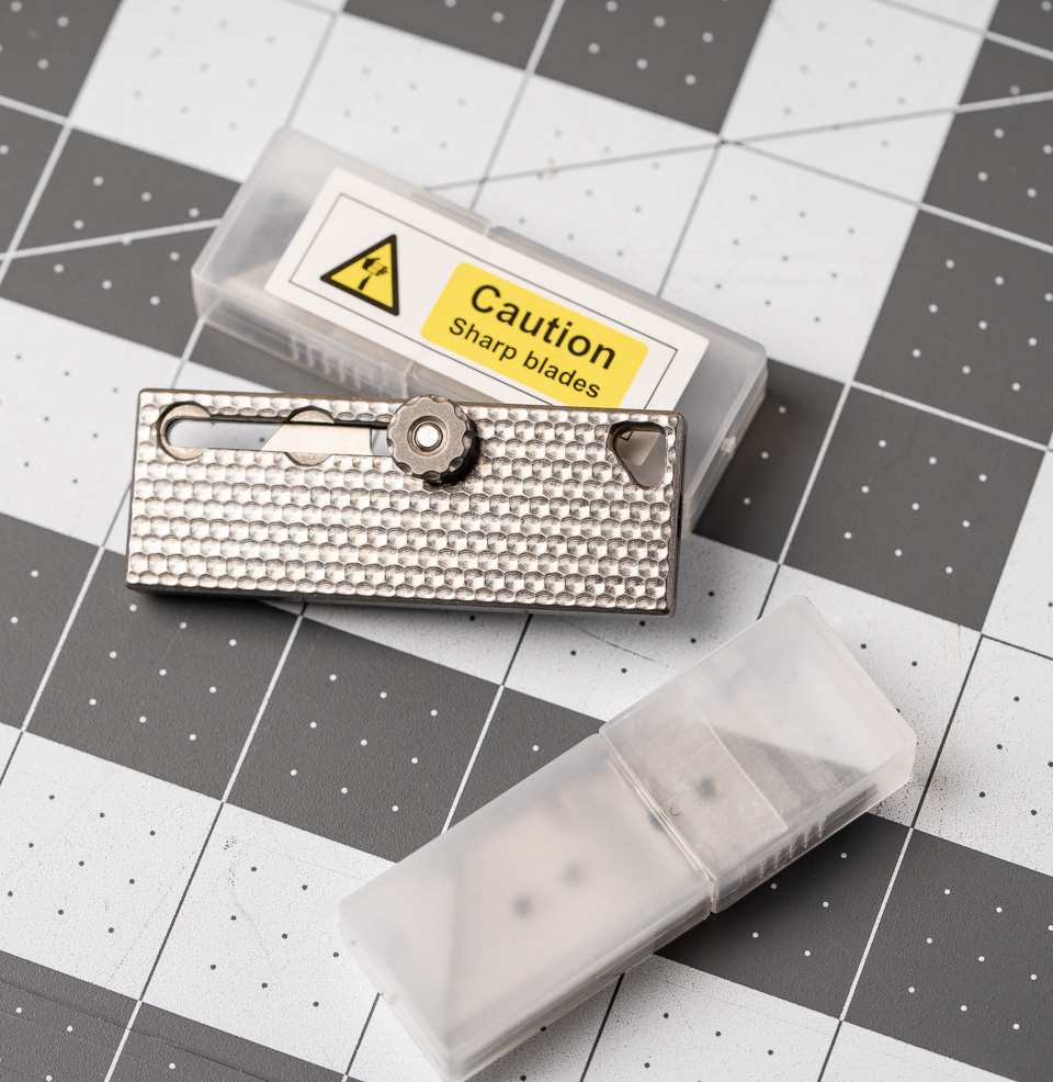 MaxMadCo Design - Titanium - Gen 2 Utility Knife Additional blades