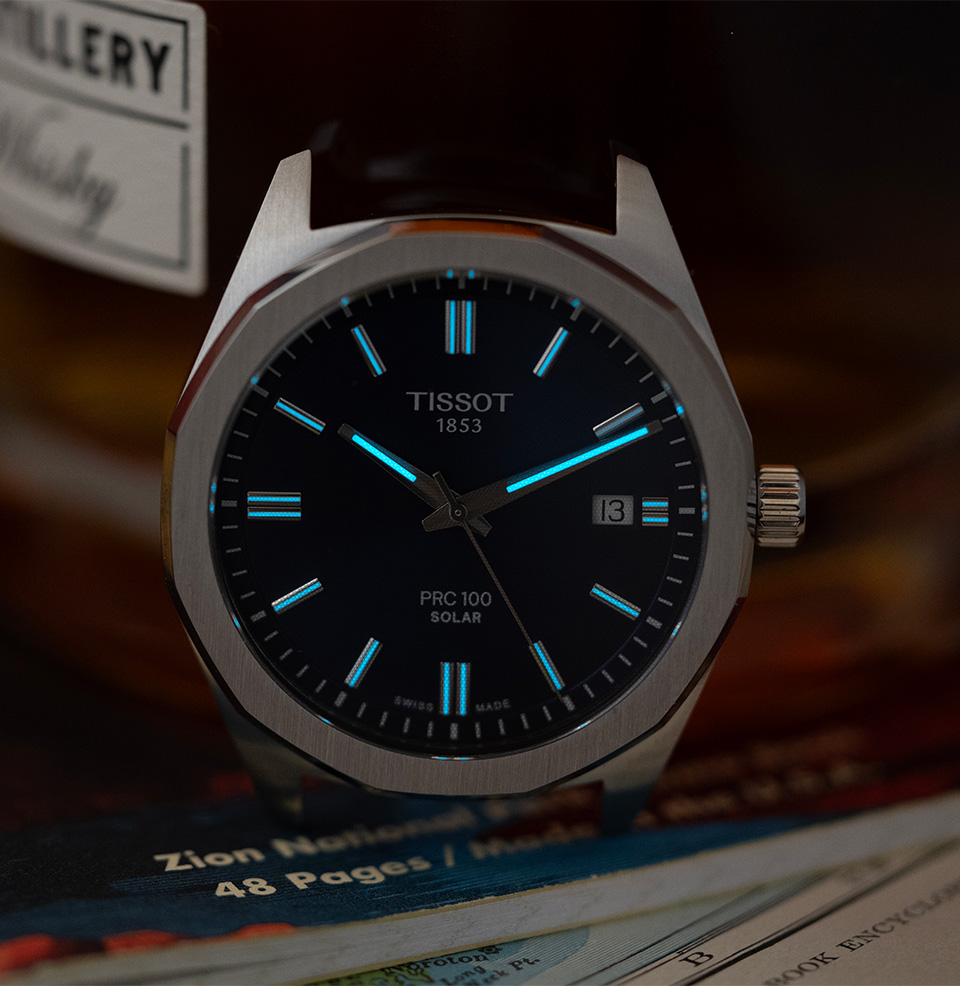 PRC 100 Solar Quartz Super-LumiNova® on the hands and indexes