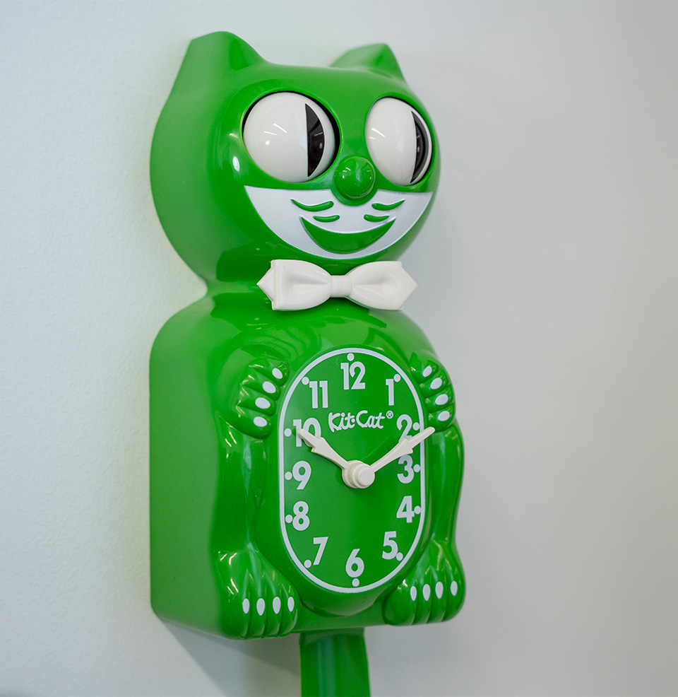 Kit-Cat Klock Swinging tail