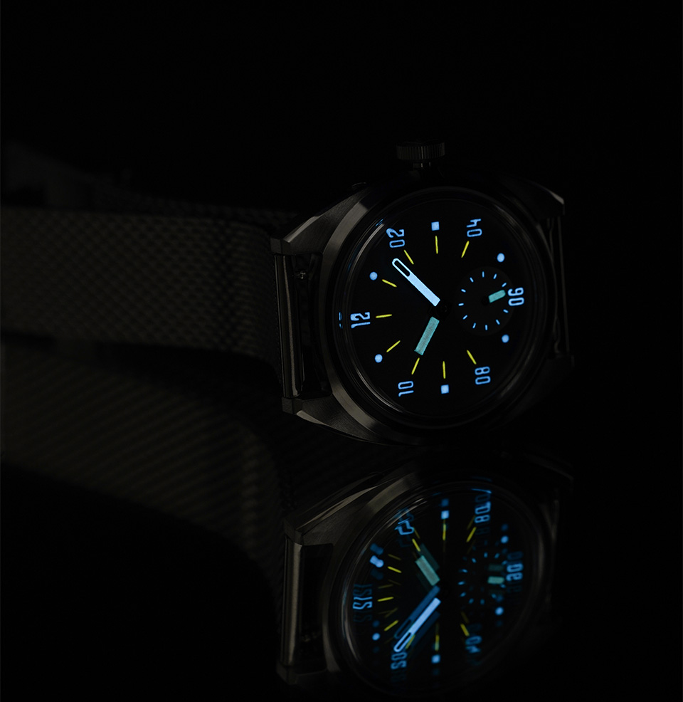 Modul Lume throughout the dial