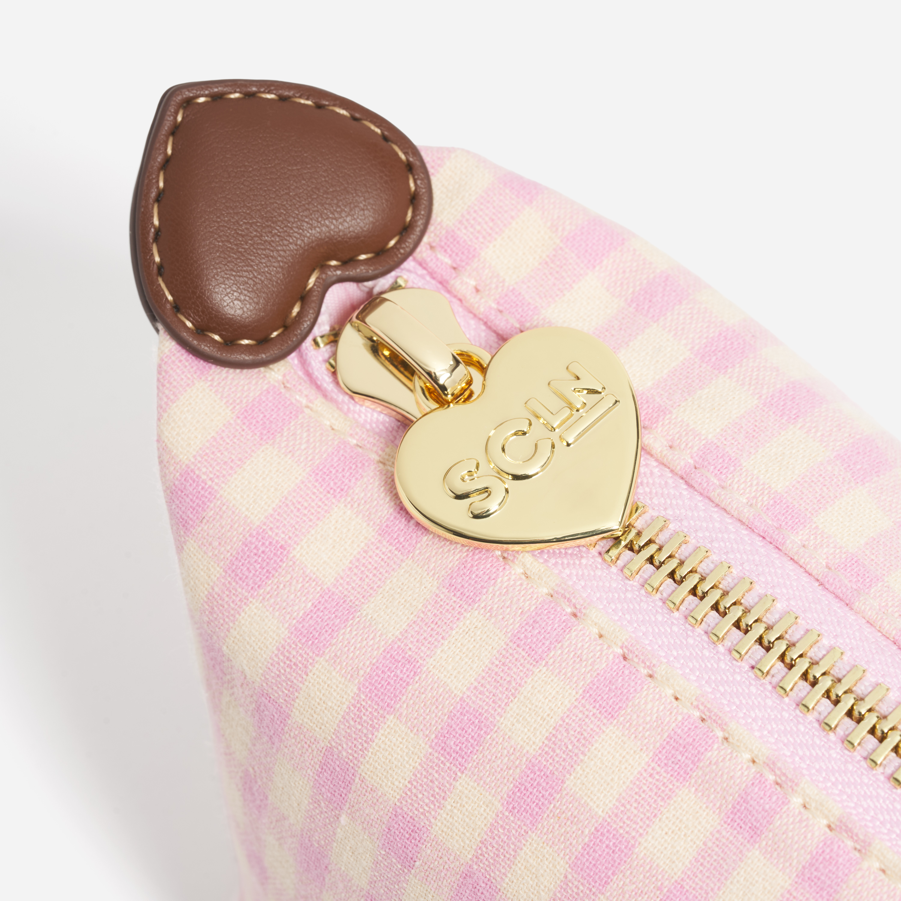 Pouchette 01