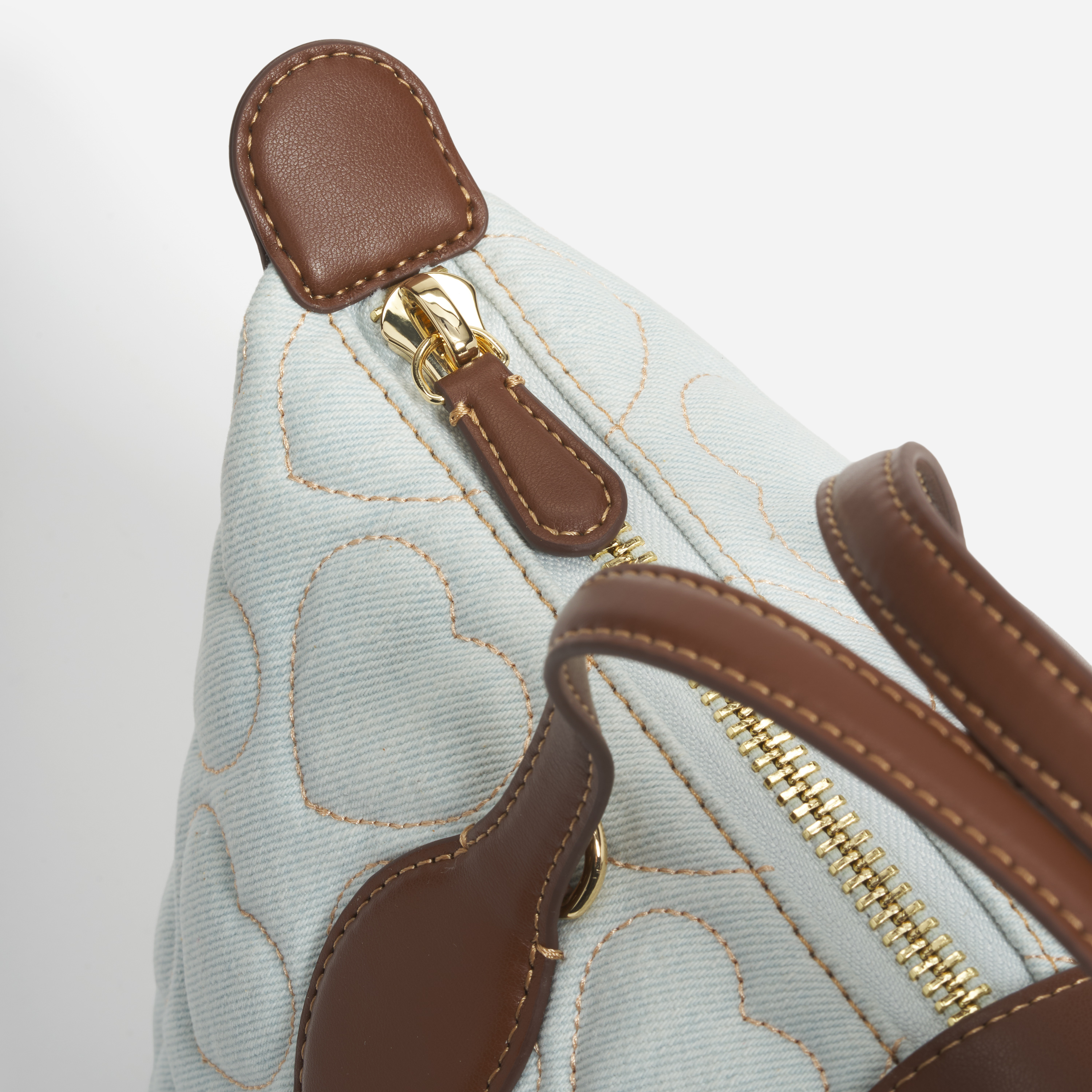Pouchette Crossbody Bag 03