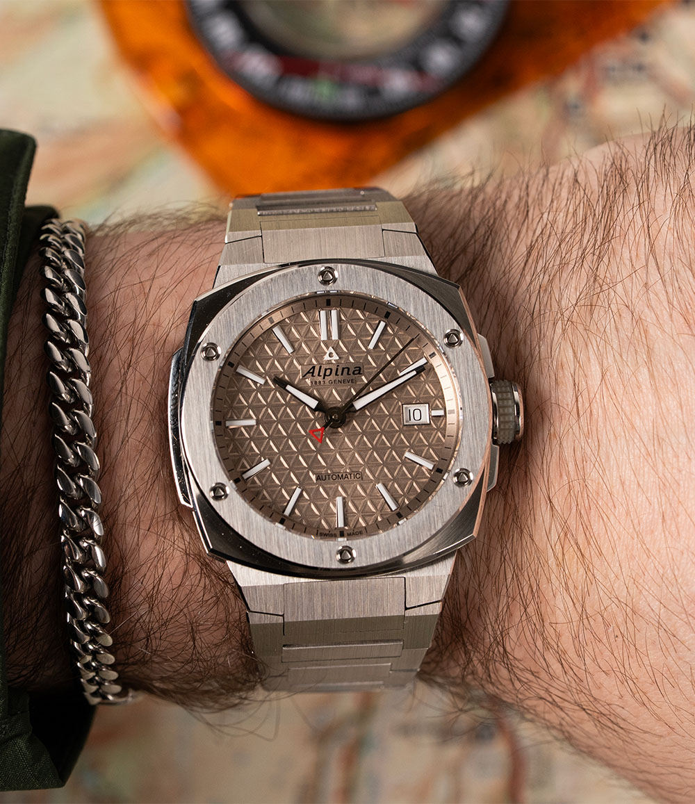 Alpiner Extreme Automatic 39mm