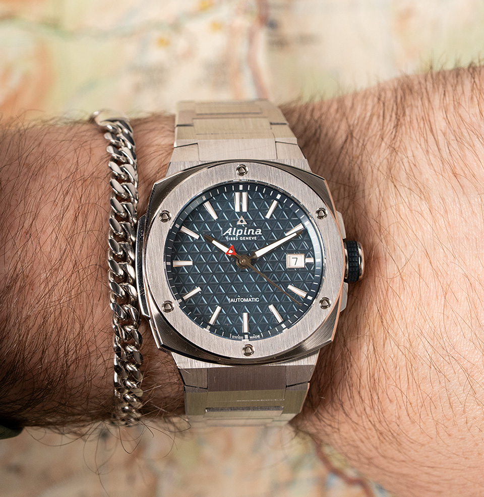 Alpiner Extreme Automatic 39mm 39mm Stainless Steel Case