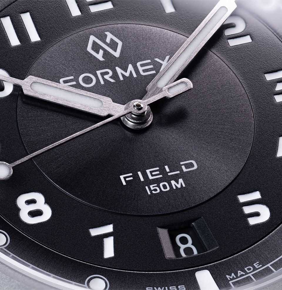 Field Automatic 40mm Gen 2 Recessed sandwich numerals with Super-LumiNova®