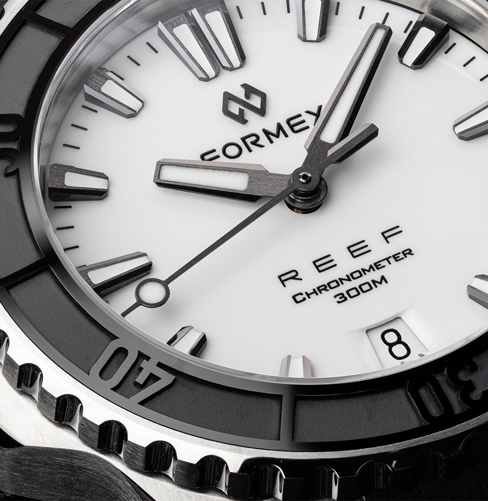 REEF 39.5mm Automatic Chronometer 300M Compact Stainless Steel Case