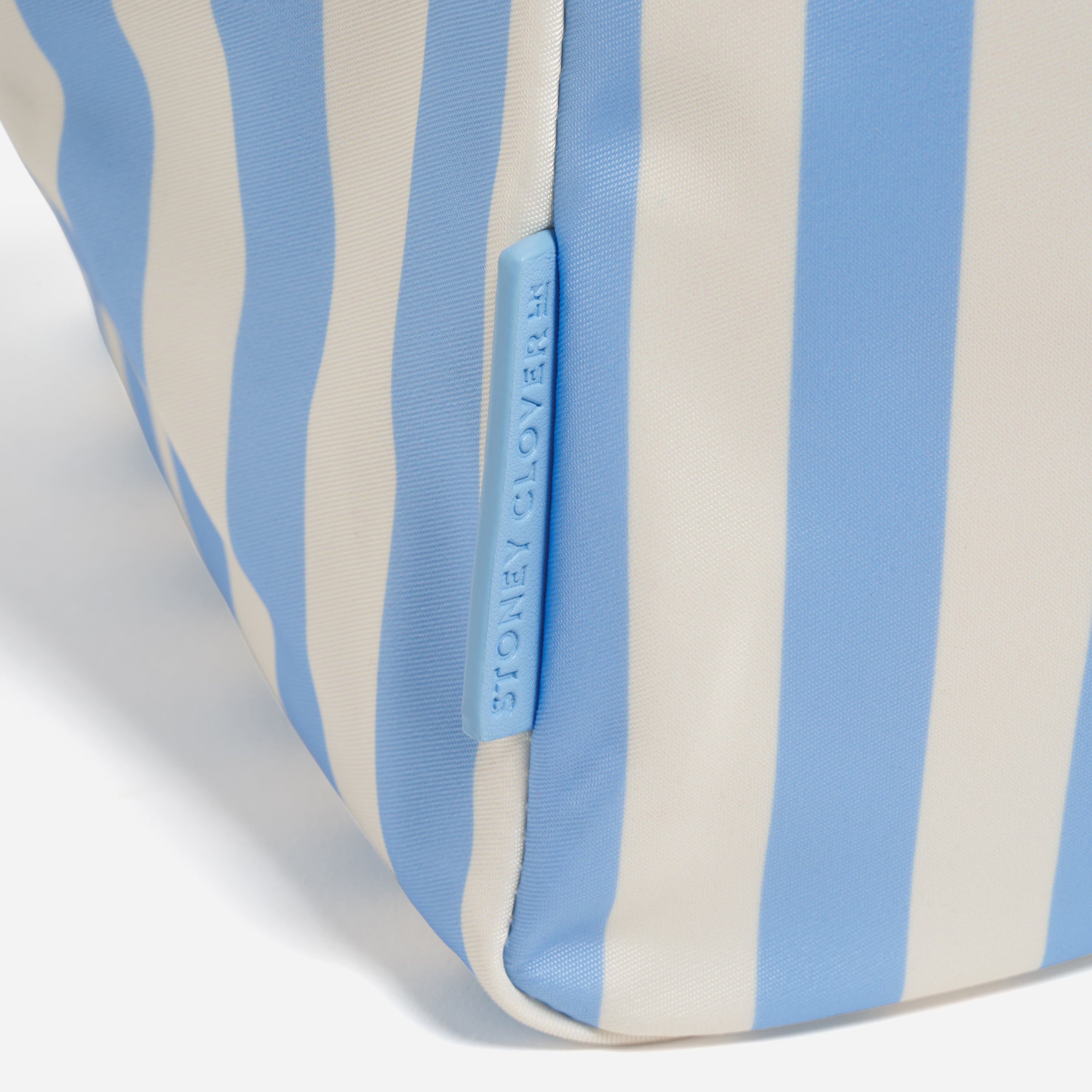 Medium Bow Everything Tote
