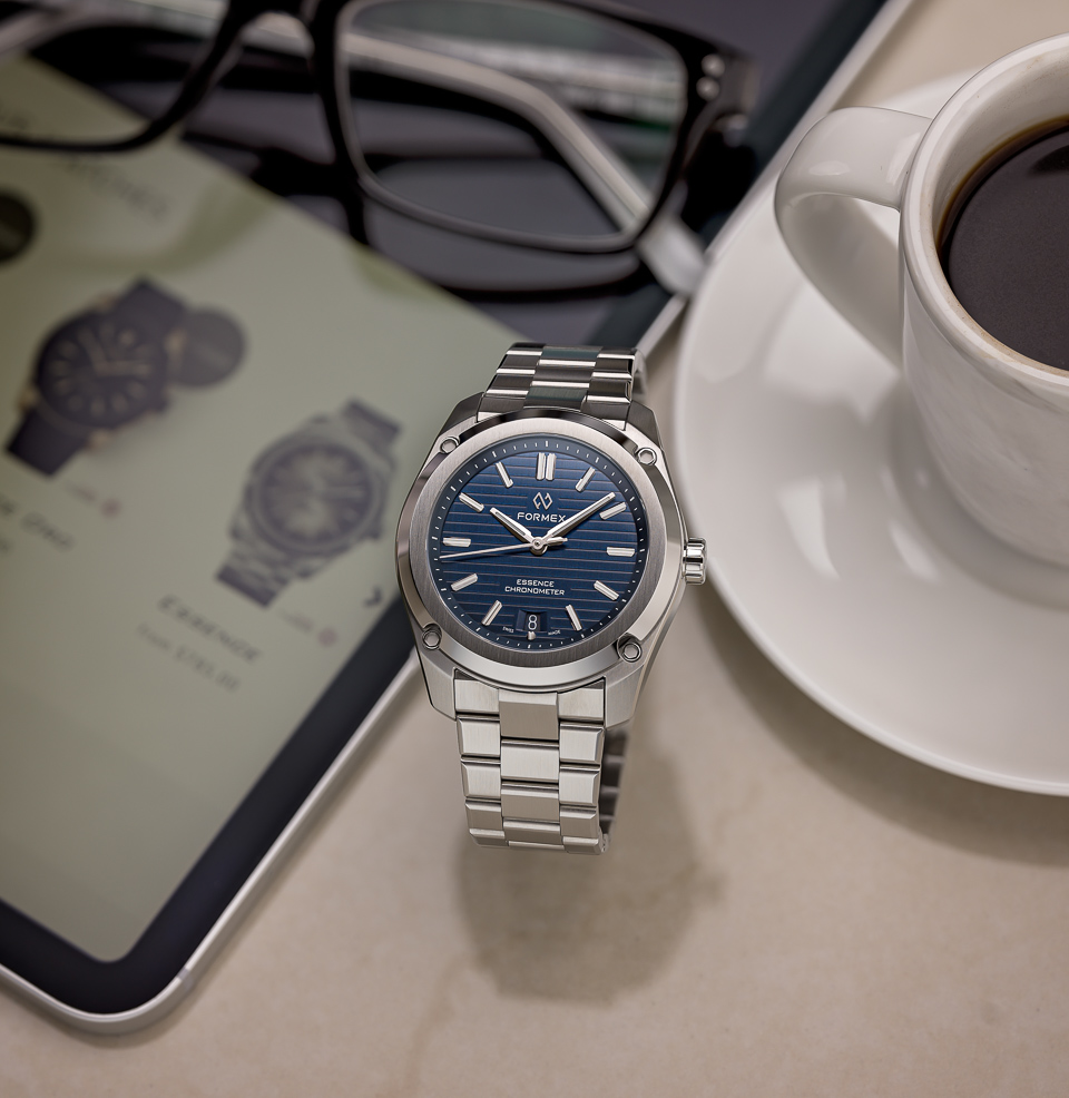 Essence ThirtyNine Automatic Chronometer The Essence ThirtyNine Automatic