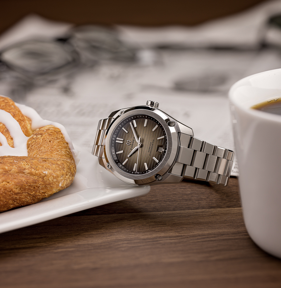 Essence ThirtyNine Automatic Chronometer The Essence ThirtyNine Automatic